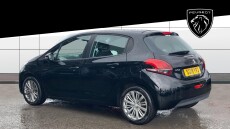 Peugeot 208 1.2 PureTech 82 Signature 5dr [Start Stop] Petrol Hatchback